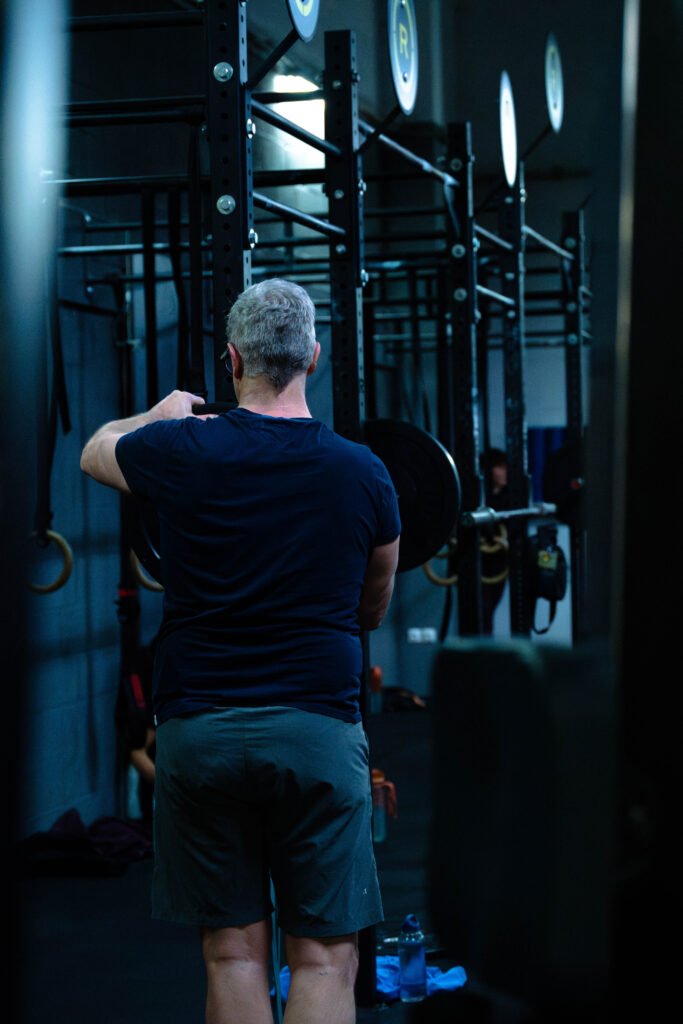 Mal de dos à Mons-en-Barœul : 5 exercices simples pour renforcer votre dos durablement
